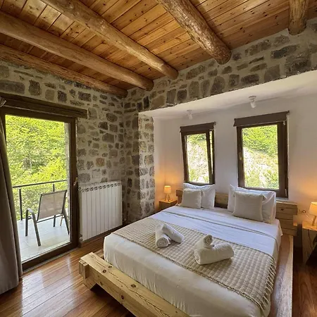 Valter & Drita's Theth